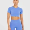 Crop top incontournable