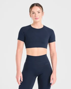 Crop top incontournable