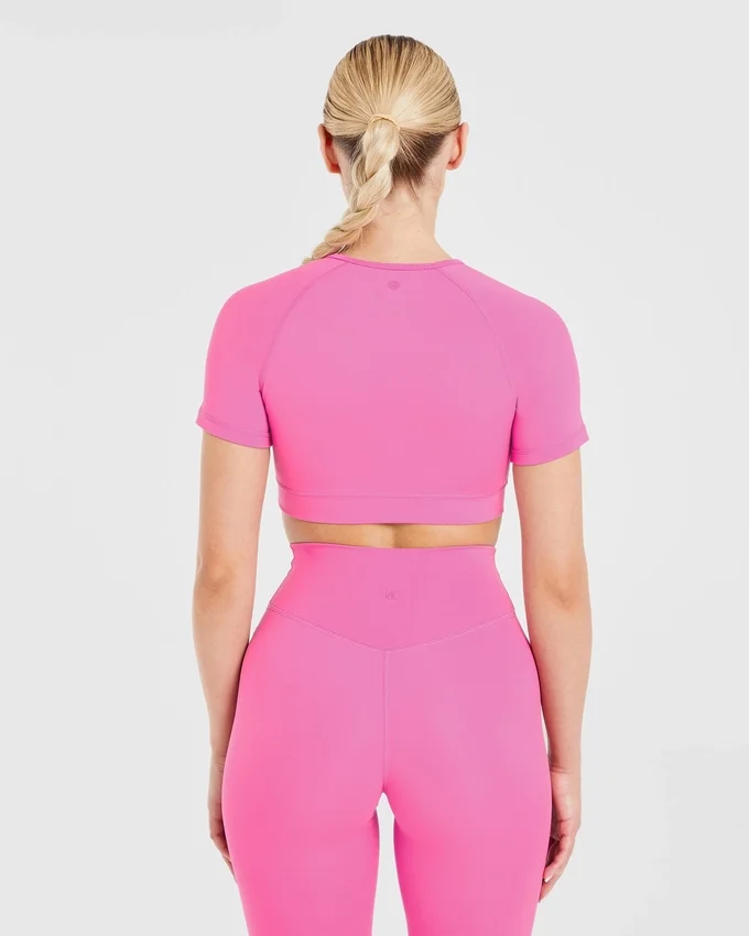 Crop top incontournable