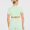 Crop top incontournable