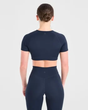 Crop top incontournable