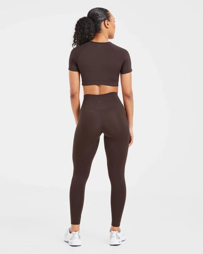 Crop top incontournable