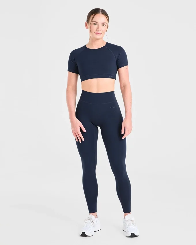 Crop top incontournable