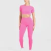 Crop top incontournable