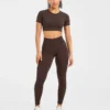 Crop top incontournable