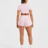 Crop top incontournable