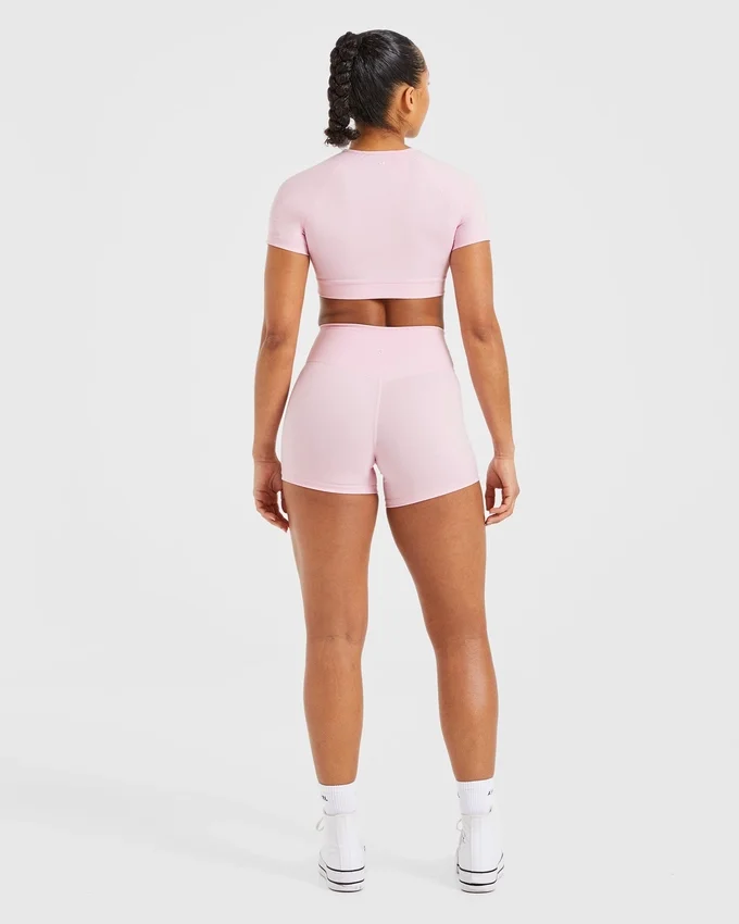 Crop top incontournable