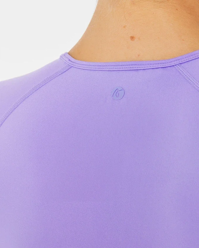 Crop top incontournable