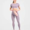 Crop top incontournable
