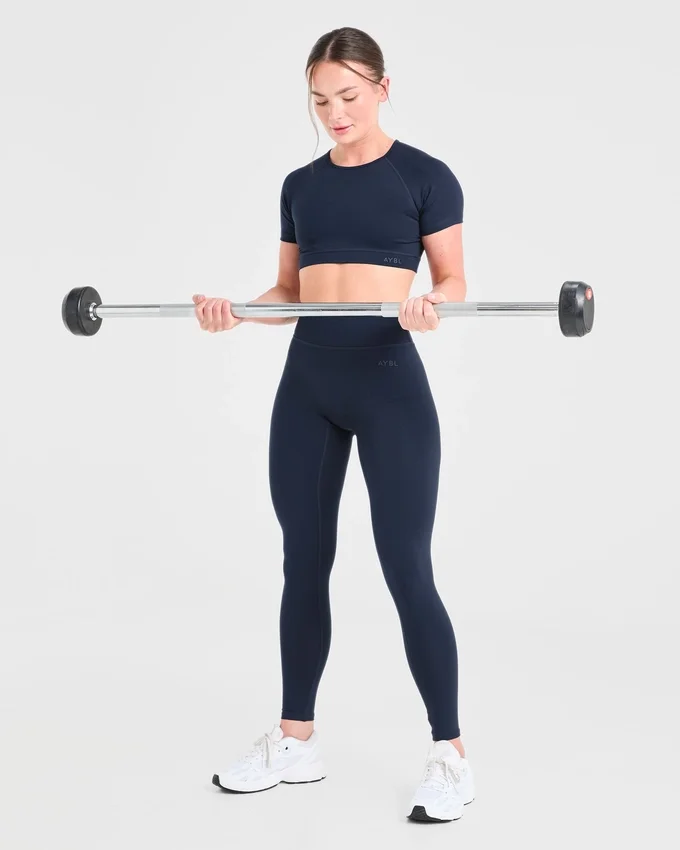 Crop top incontournable