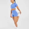 Crop top incontournable