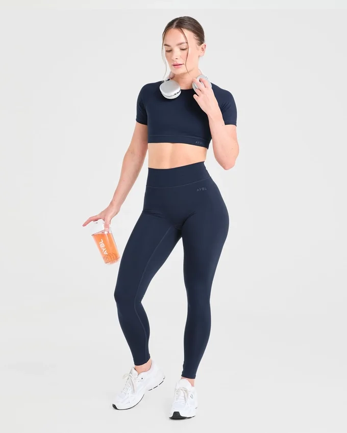 Crop top incontournable