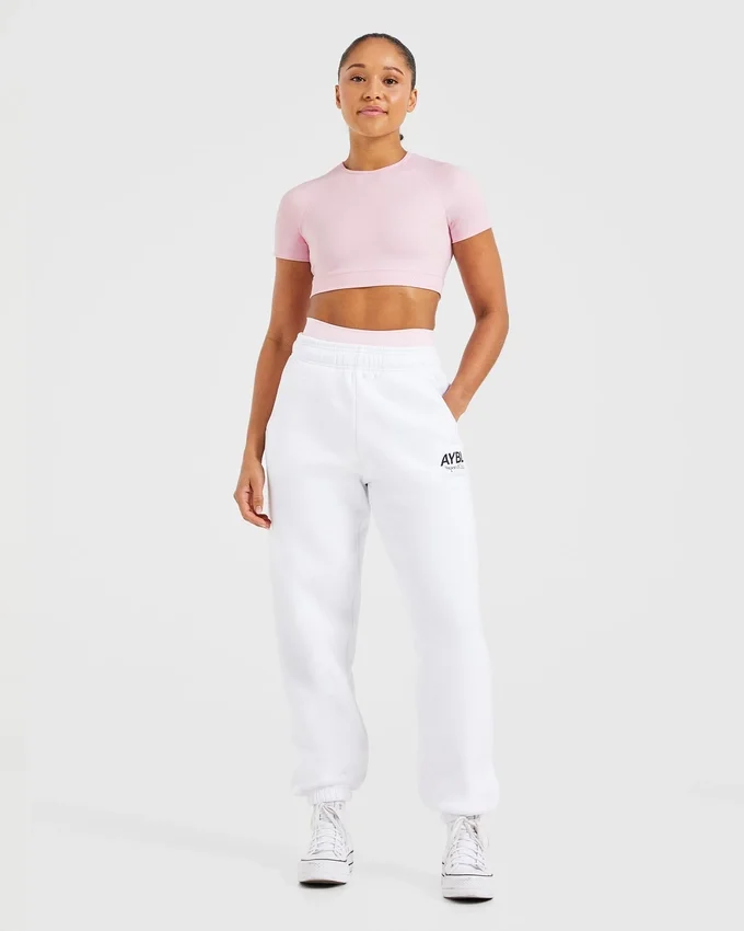 Crop top incontournable