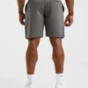 Essential Lightweight 7" Shorts