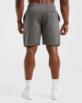Essential Lightweight 7″ Shorts