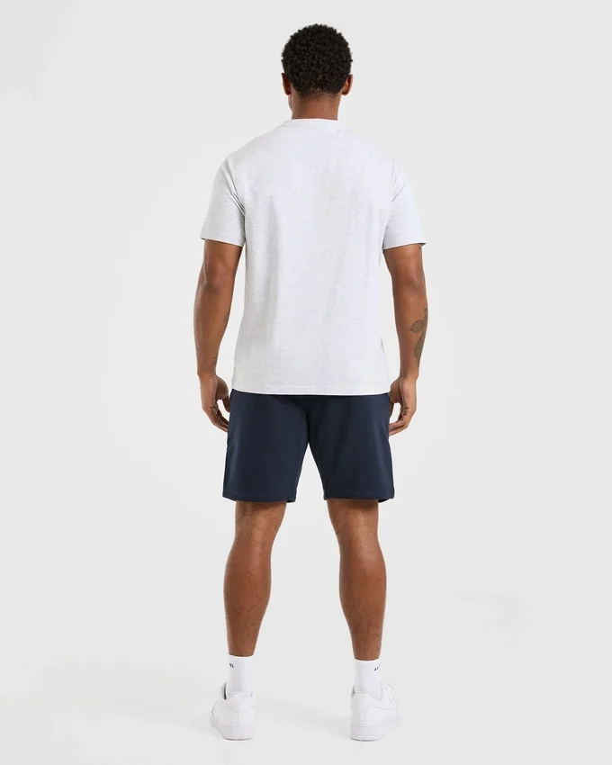 Essential Lightweight 7" Shorts