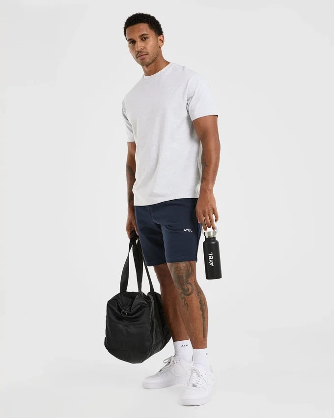 Essential Lightweight 7" Shorts