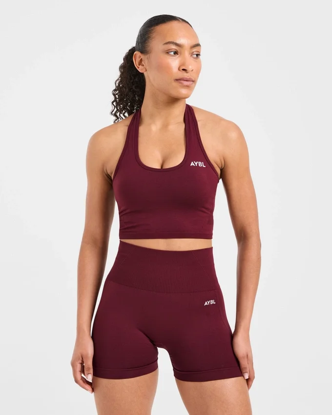 Haut court sans coutures à col licou Empower