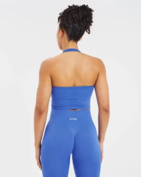 Haut court sans coutures à col licou Empower