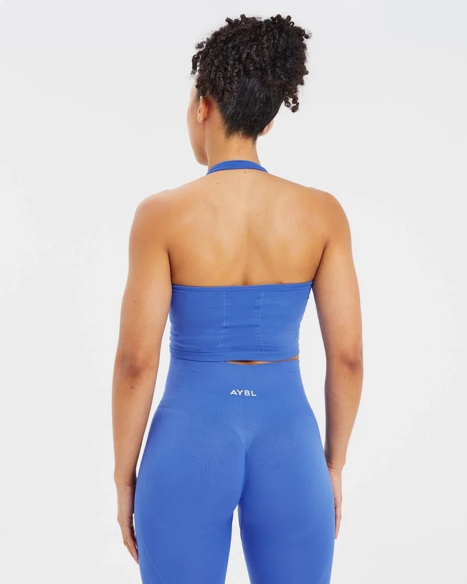 Haut court sans coutures à col licou Empower