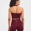 Haut court sans coutures à col licou Empower