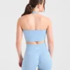Haut court sans coutures à col licou Empower