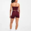 Haut court sans coutures à col licou Empower