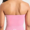 Haut court sans coutures à col licou Empower