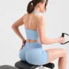 Haut court sans coutures à col licou Empower