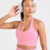 Haut court sans coutures à col licou Empower