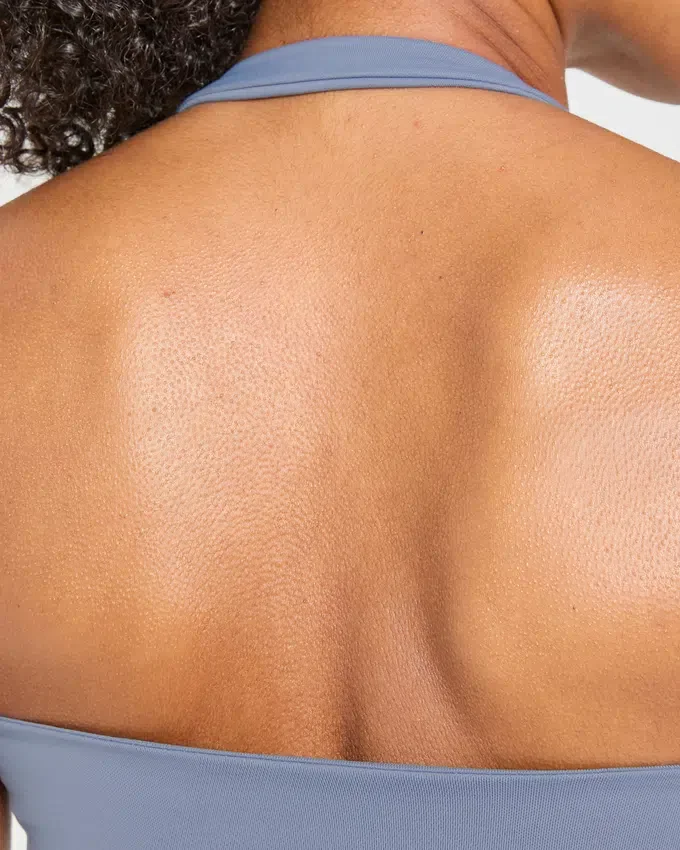 Haut sans coutures à col licou Enhance
