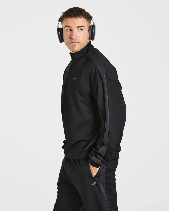 Pull classique à col zippé 1/4