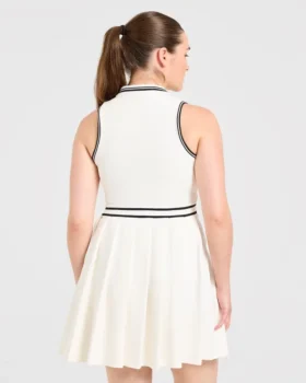 Robe plissée classique
