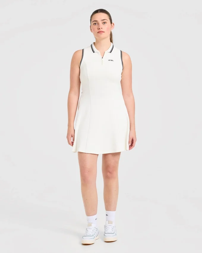 Robe plissée classique