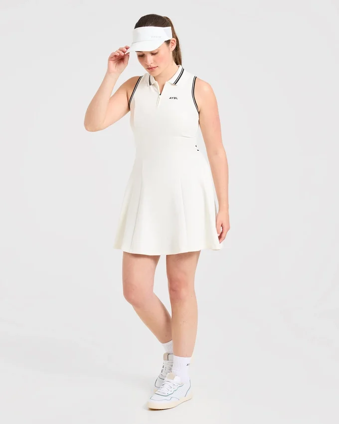 Robe plissée classique