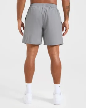Short Core 7″ Shorts