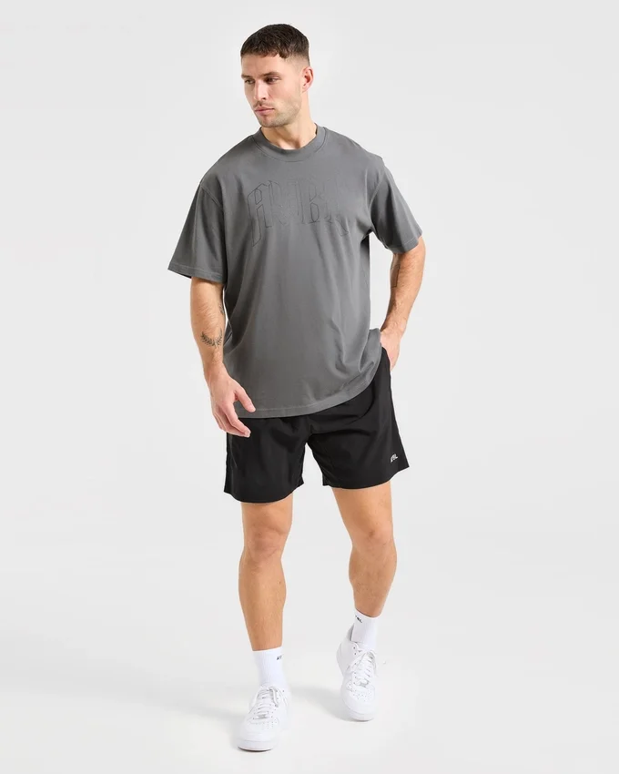 Short Core 7" Shorts