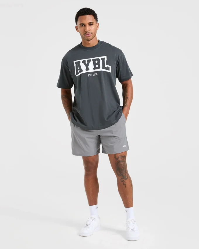 Short Core 7" Shorts