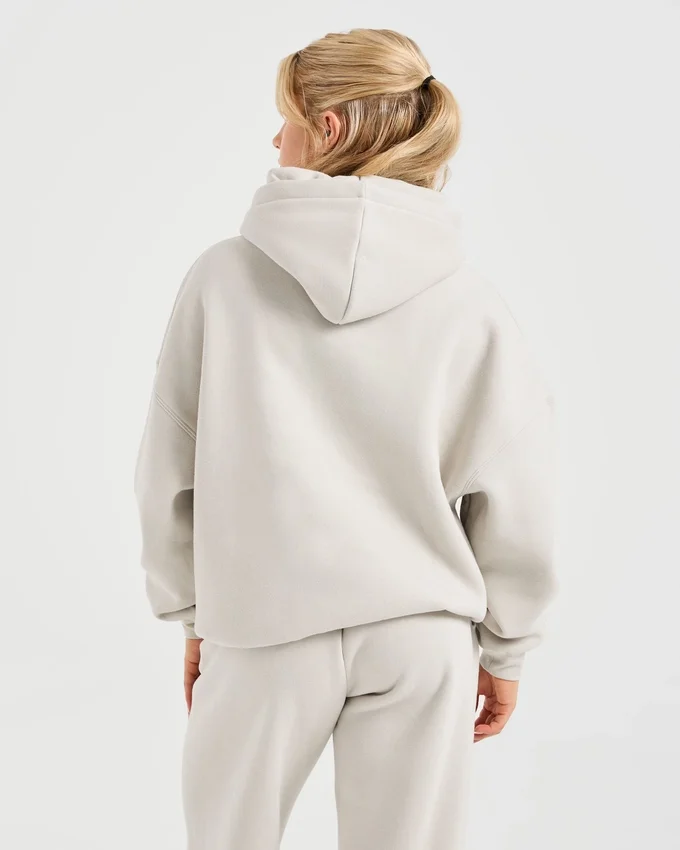 Sweat à capuche oversize classique et douillet