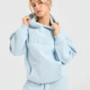 Sweat à capuche oversize classique et douillet
