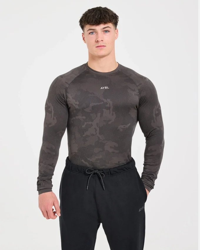 T-shirt à manches longues Camo Seamless motif camouflage