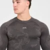 T-shirt à manches longues Camo Seamless motif camouflage