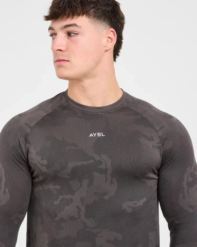 T-shirt à manches longues Camo Seamless motif camouflage