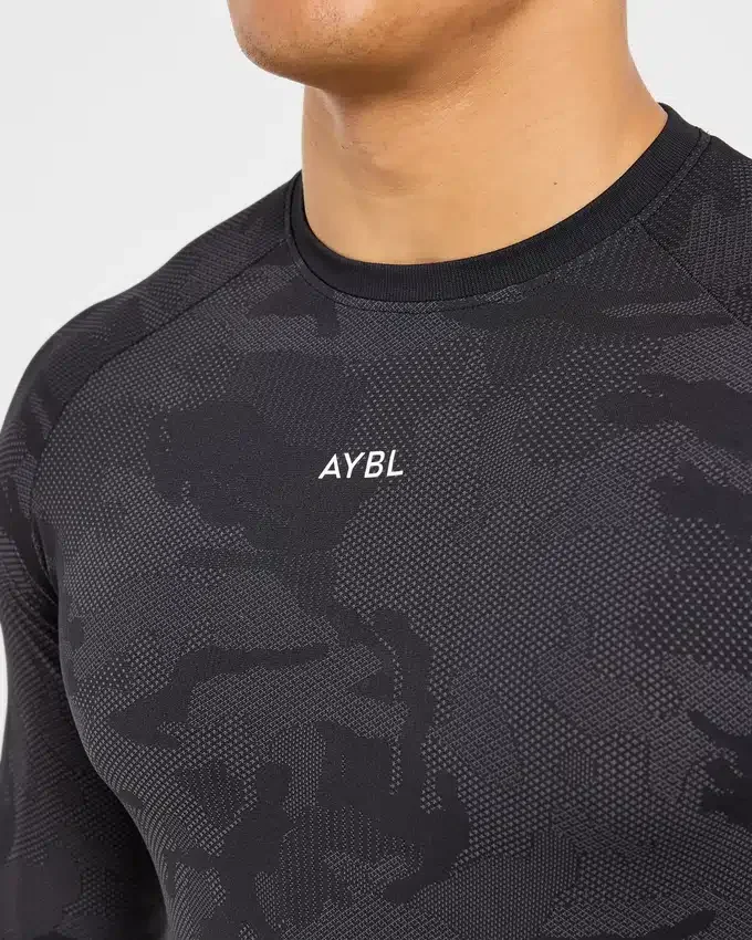 T-shirt à manches longues Camo Seamless motif camouflage