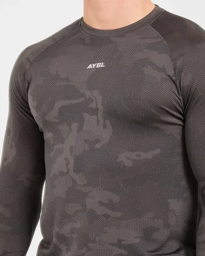 T-shirt à manches longues Camo Seamless motif camouflage