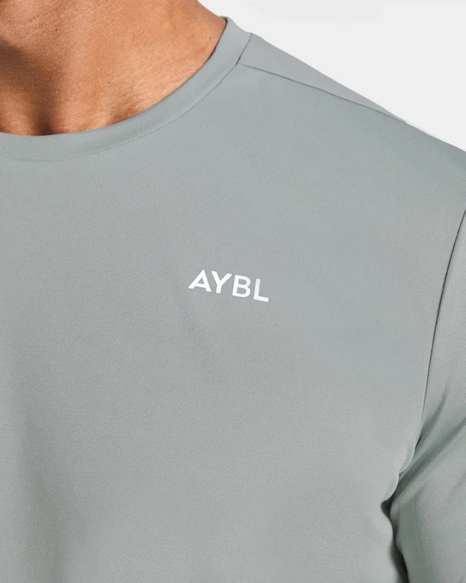 T-shirt Origin