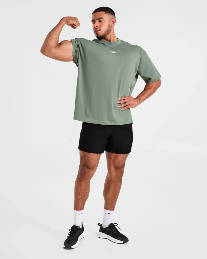 T-shirt oversize Cam Kissel x Persist