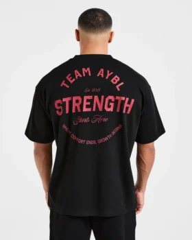 T-shirt oversize Cam Kissel x Strength Starts Here
