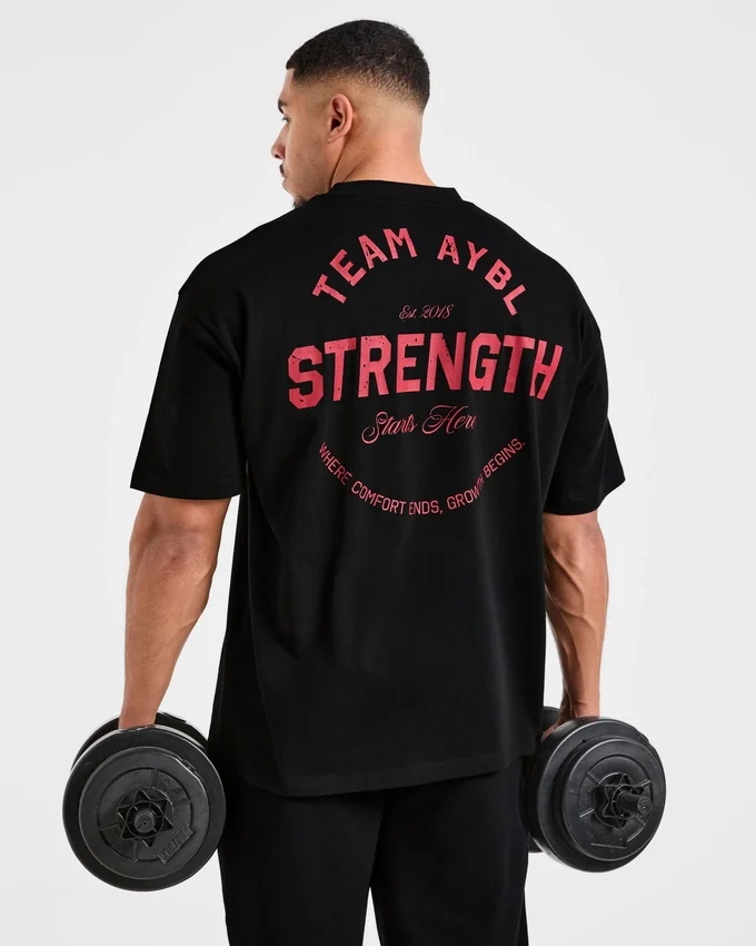 T-shirt oversize Cam Kissel x Strength Starts Here