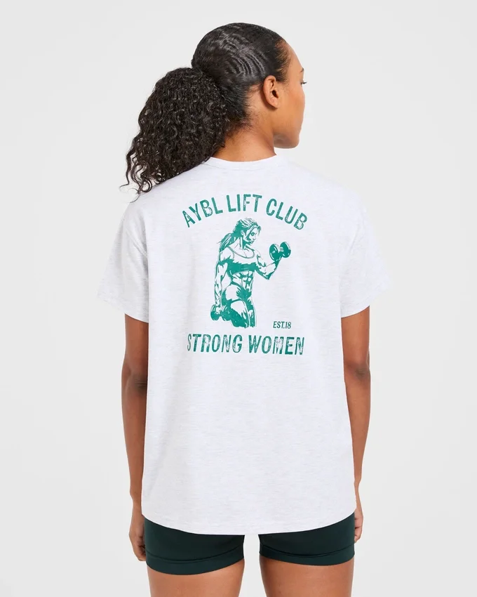 T-shirt oversize à imprimé « Strong Women »